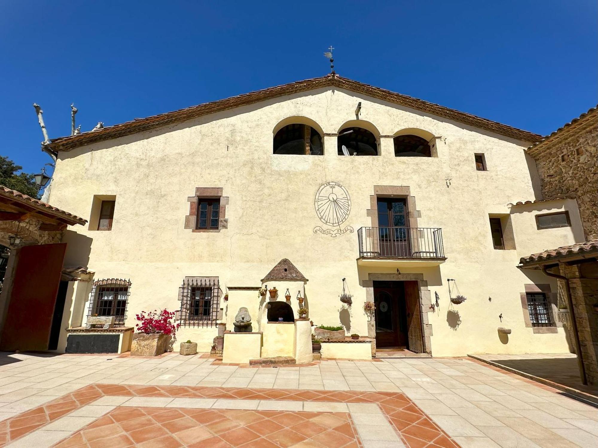 Masia Can Viver - Olive Oil Tourism B&B Bigues I Riells Εξωτερικό φωτογραφία