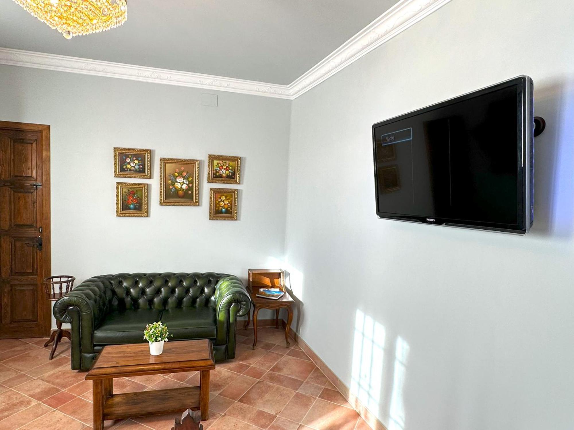 Masia Can Viver - Olive Oil Tourism B&B Bigues I Riells Δωμάτιο φωτογραφία
