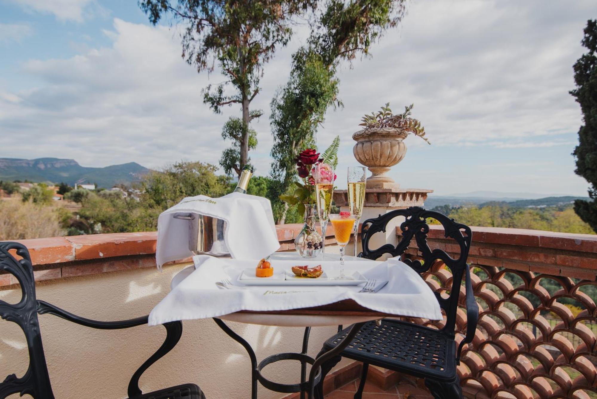 Masia Can Viver - Olive Oil Tourism B&B Bigues I Riells Δωμάτιο φωτογραφία